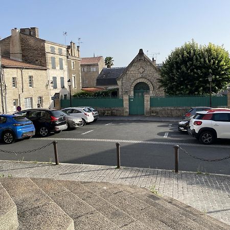 Chez Jean-Yves Et Zoe - La Dolce Vita - Au Calme, Tres Propre, Proche Parkings Ньор Экстерьер фото